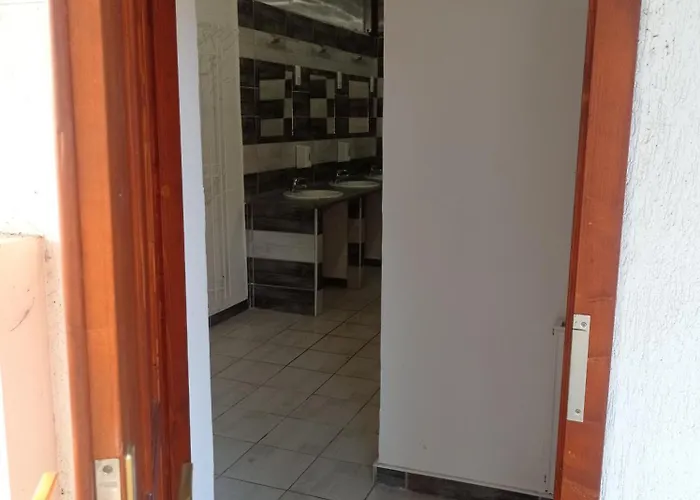 Lakokocsi Termal Fuerdo *