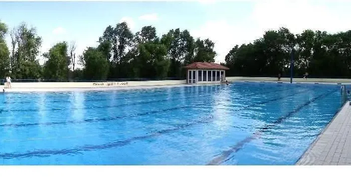 营地 Lakokocsi Termal Fuerdo Turkeve