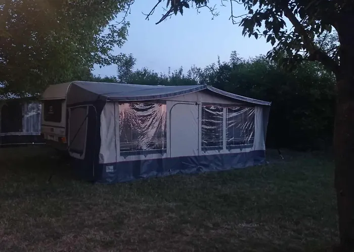 营地 Lakokocsi Termal Fuerdo Turkeve